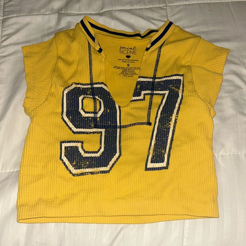 yellow crop top S